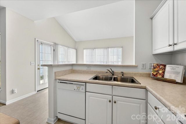 6222 Professional Boulevard, Harrisburg, NC 28075
