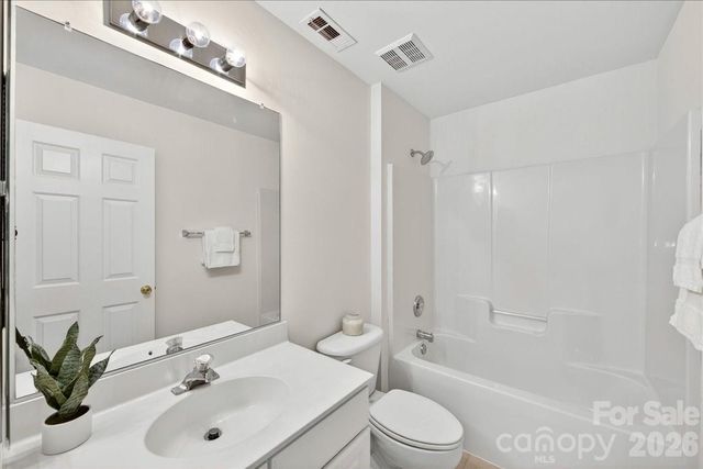 6222 Professional Boulevard, Harrisburg, NC 28075