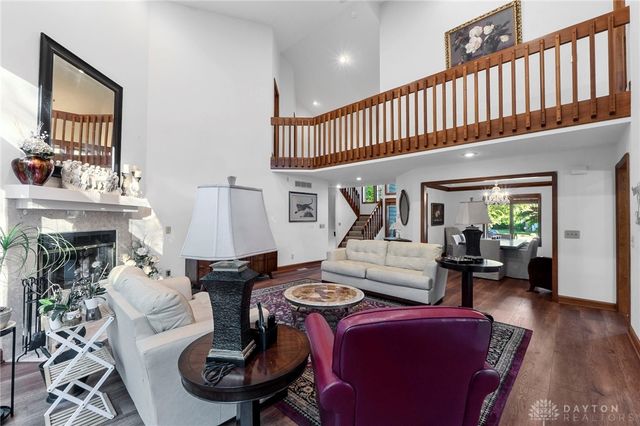 1009 Highpoint Drive, Springboro, OH 45066