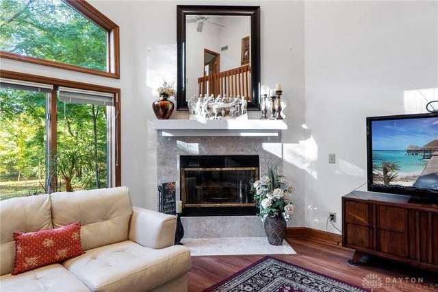 1009 Highpoint Drive, Springboro, OH 45066