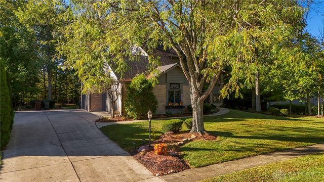 1009 Highpoint Drive, Springboro, OH 45066