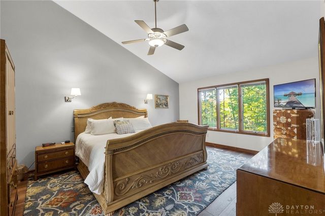 1009 Highpoint Drive, Springboro, OH 45066