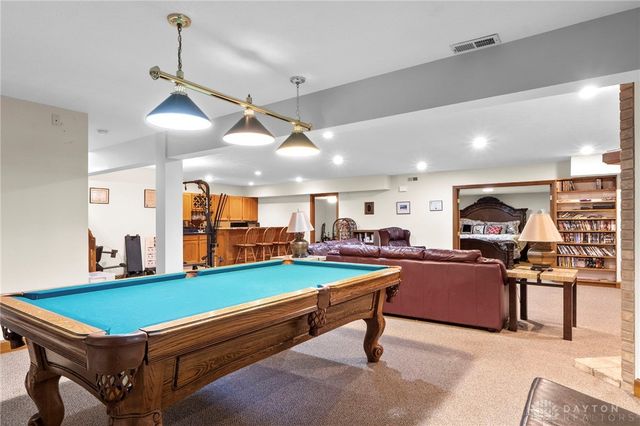 1009 Highpoint Drive, Springboro, OH 45066