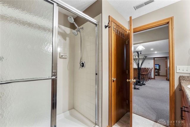 1009 Highpoint Drive, Springboro, OH 45066