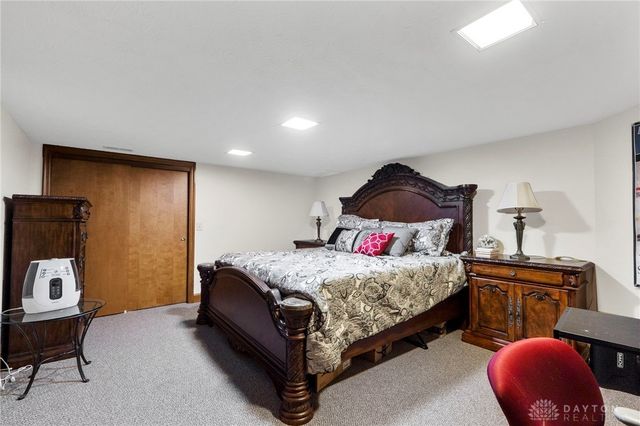 1009 Highpoint Drive, Springboro, OH 45066