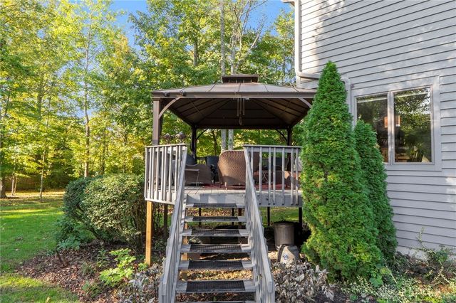 1009 Highpoint Drive, Springboro, OH 45066