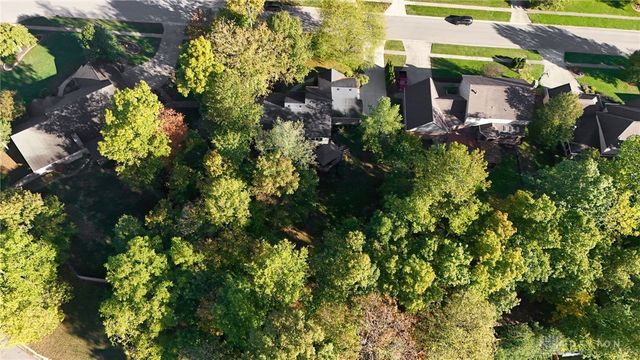 1009 Highpoint Drive, Springboro, OH 45066