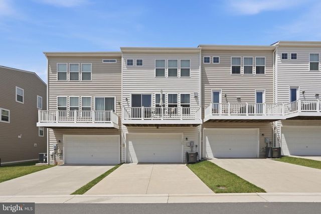 13044 JESSICA GROVE PL, Woodbridge, VA 22192