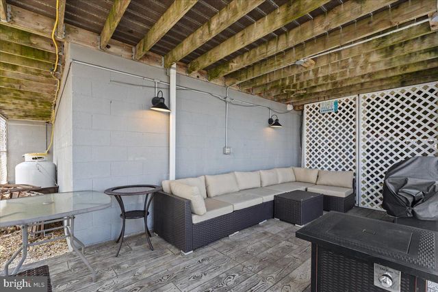 8337 BAY CREST CT, Chesapeake Beach, MD 20732