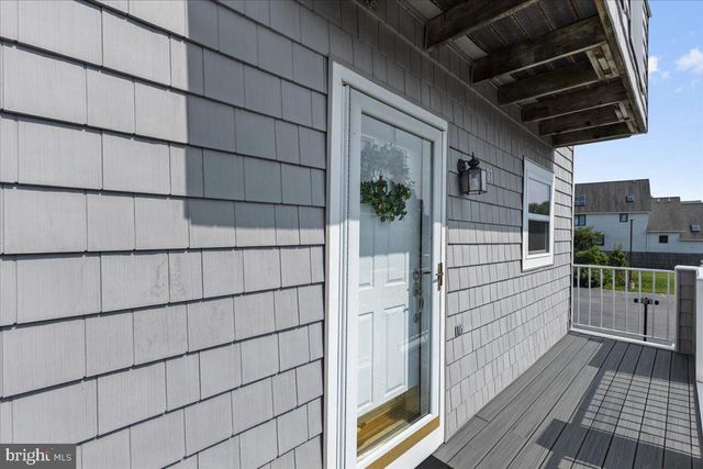 8337 BAY CREST CT, Chesapeake Beach, MD 20732