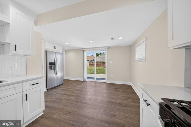 3129 SOLLERS POINT RD, Dundalk, MD 21222