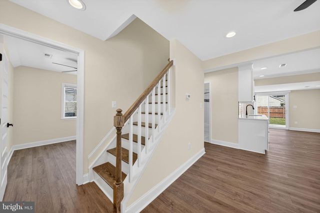 3129 SOLLERS POINT RD, Dundalk, MD 21222