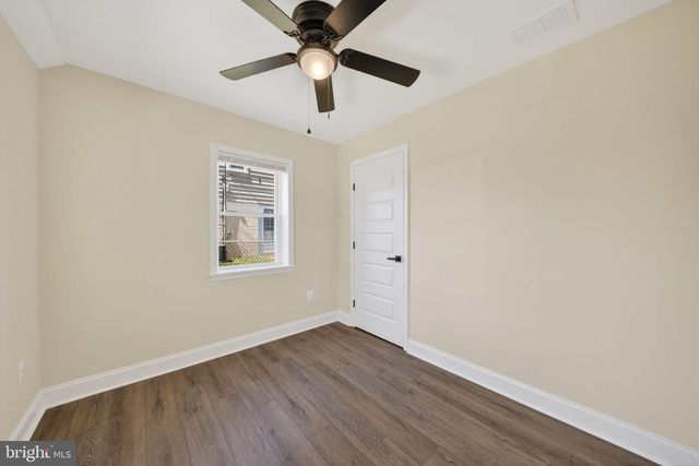 3129 SOLLERS POINT RD, Dundalk, MD 21222