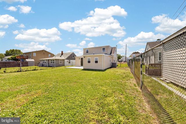 3129 SOLLERS POINT RD, Dundalk, MD 21222