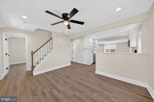 3129 SOLLERS POINT RD, Dundalk, MD 21222