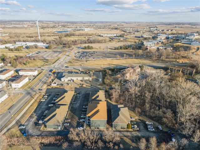 6620-6670 Preston Terrace Court SW, Cedar Rapids, IA 52404