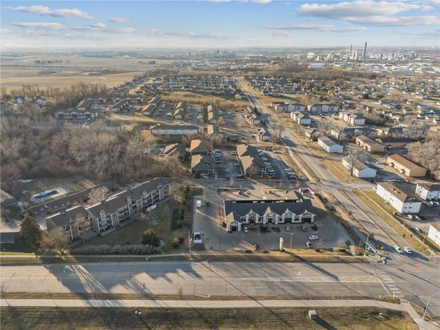 6620-6670 Preston Terrace Court SW, Cedar Rapids, IA 52404