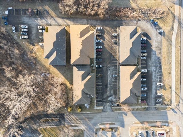 6620-6670 Preston Terrace Court SW, Cedar Rapids, IA 52404