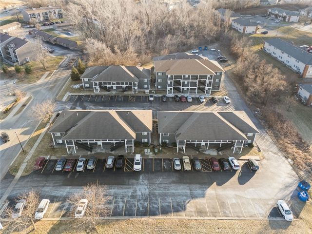 6620-6670 Preston Terrace Court SW, Cedar Rapids, IA 52404