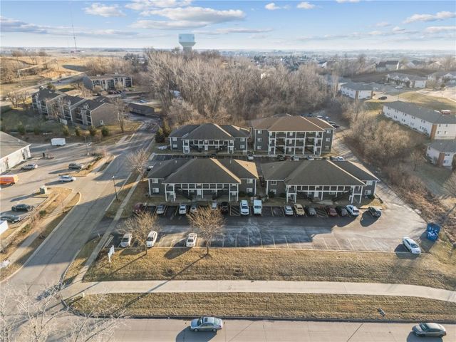 6620-6670 Preston Terrace Court SW, Cedar Rapids, IA 52404