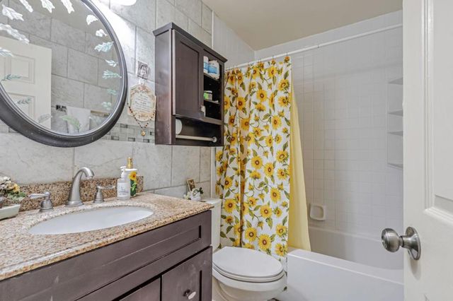 263 Vineyard Drive, San Jose, CA 95119