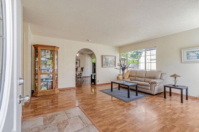 263 Vineyard Drive, San Jose, CA 95119