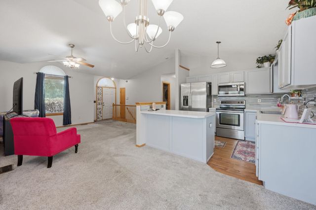 1748 N Basswood Ct, Andover, KS 67002