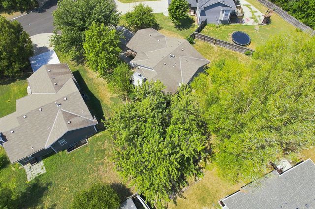 1748 N Basswood Ct, Andover, KS 67002