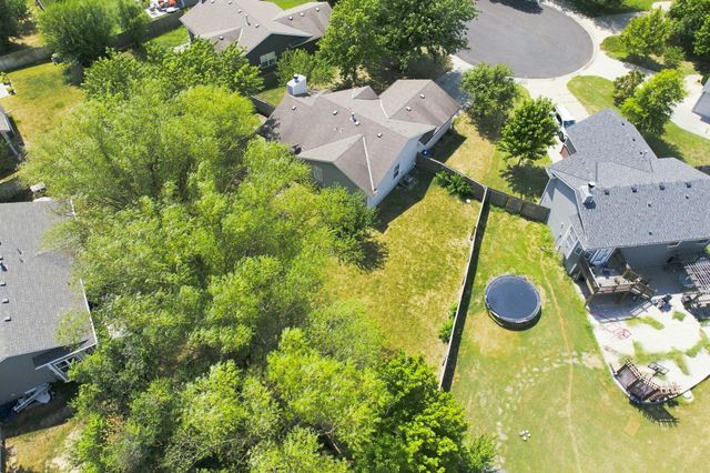 1748 N Basswood Ct, Andover, KS 67002