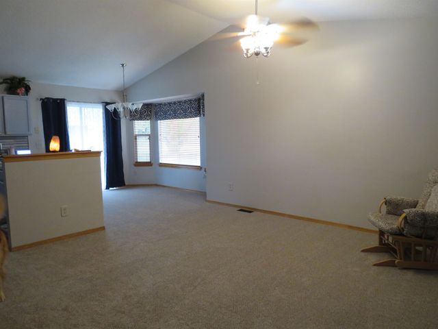 1748 N Basswood Ct, Andover, KS 67002