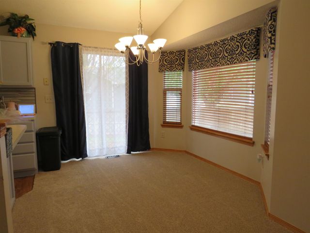 1748 N Basswood Ct, Andover, KS 67002