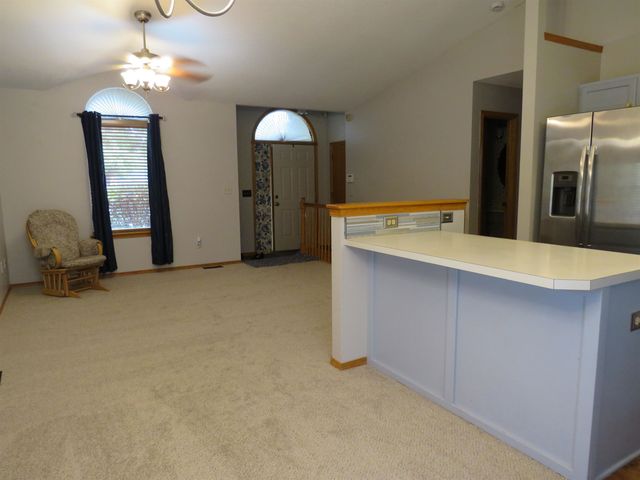1748 N Basswood Ct, Andover, KS 67002
