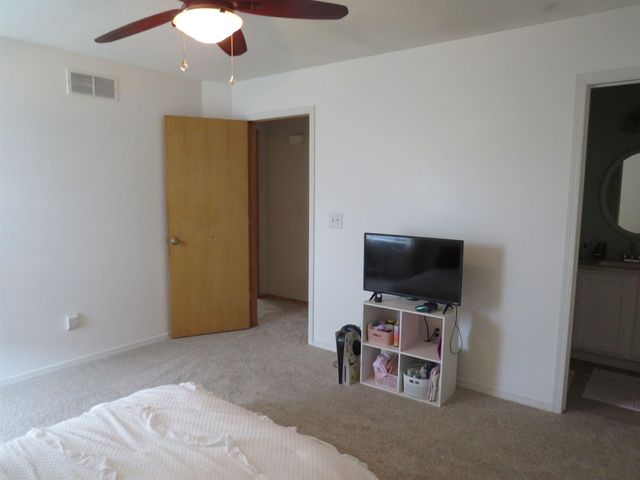 1748 N Basswood Ct, Andover, KS 67002