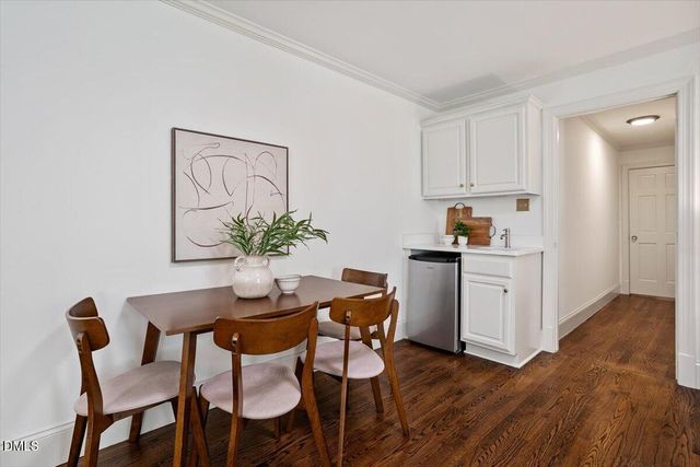 104 Frostwood Drive, Cary, NC 27518