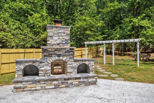 104 Frostwood Drive, Cary, NC 27518