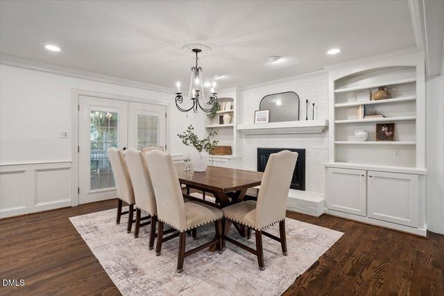 104 Frostwood Drive, Cary, NC 27518