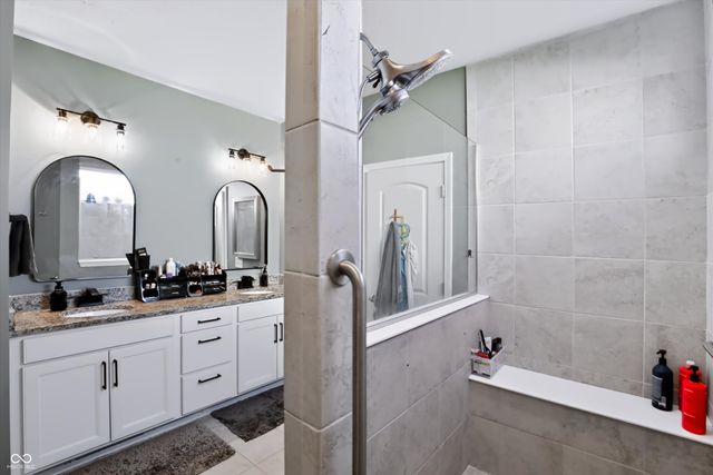 15648 Byrding Drive, Westfield, IN 46074