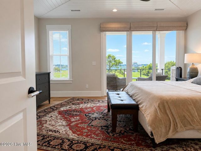 106 Seven Oaks Court, Hampstead, NC 28443