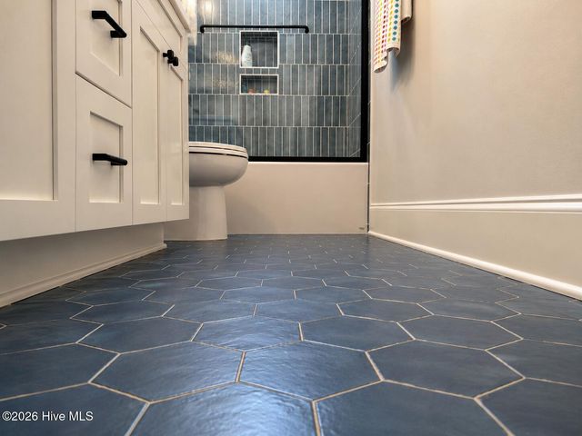 106 Seven Oaks Court, Hampstead, NC 28443