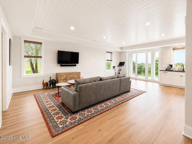 106 Seven Oaks Court, Hampstead, NC 28443