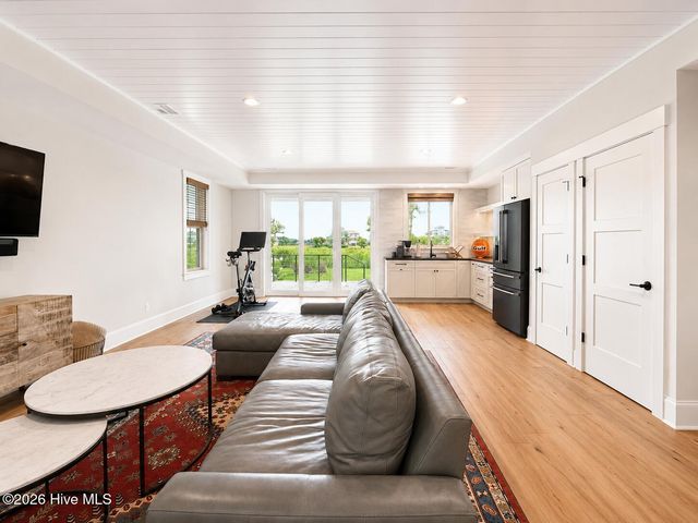 106 Seven Oaks Court, Hampstead, NC 28443