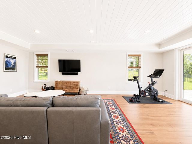 106 Seven Oaks Court, Hampstead, NC 28443