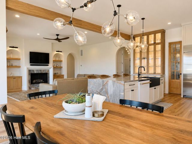106 Seven Oaks Court, Hampstead, NC 28443