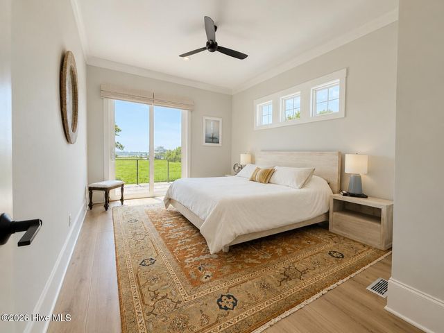 106 Seven Oaks Court, Hampstead, NC 28443