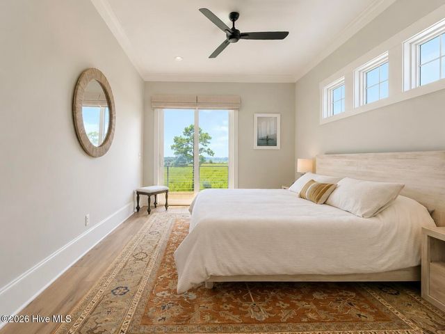 106 Seven Oaks Court, Hampstead, NC 28443