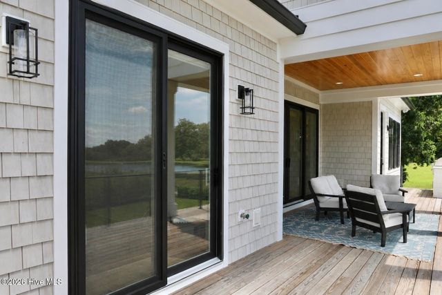 106 Seven Oaks Court, Hampstead, NC 28443