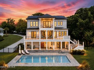 106 Seven Oaks Court, Hampstead, NC 28443