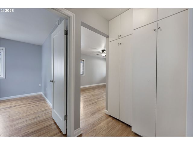 6811 Se 87TH Ave, Portland, OR 97266
