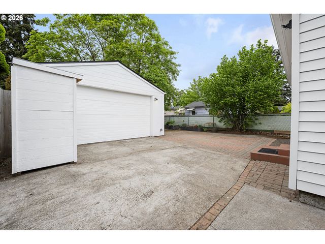 6811 Se 87TH Ave, Portland, OR 97266