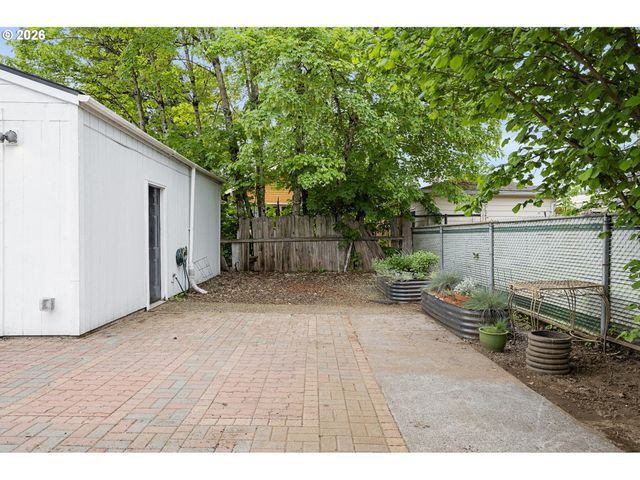 6811 Se 87TH Ave, Portland, OR 97266